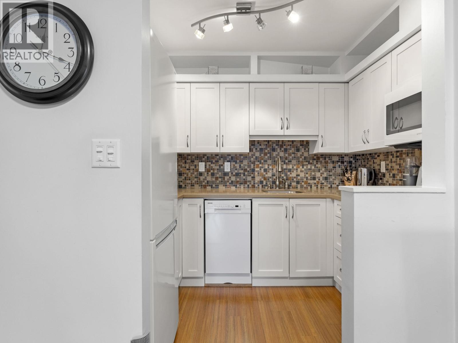 302 1476 W 10th Avenue, Vancouver, British Columbia  V6H 1J9 - Photo 9 - R3097488