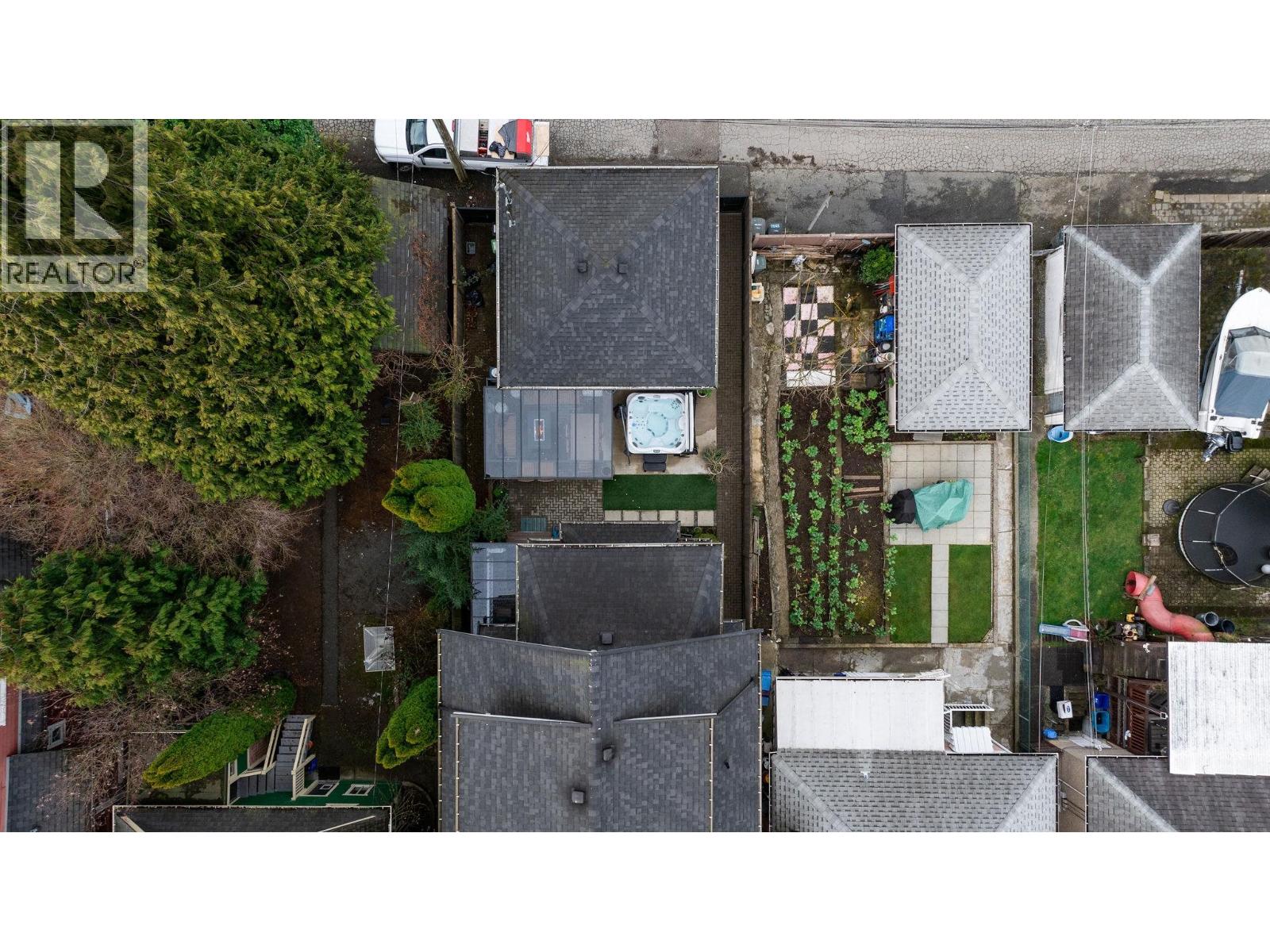 1371 E 13th Avenue, Vancouver, British Columbia  V5N 2B5 - Photo 34 - R3097492