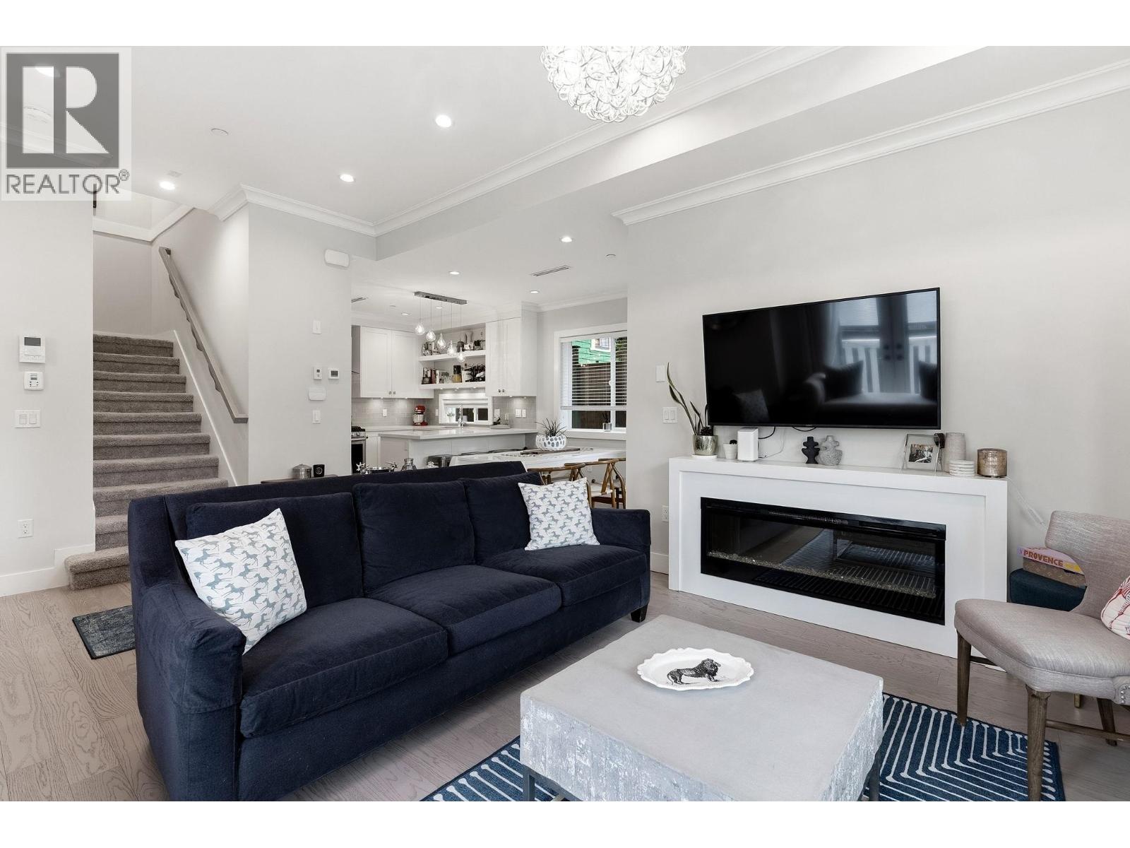 1371 E 13th Avenue, Vancouver, British Columbia  V5N 2B5 - Photo 6 - R3097492