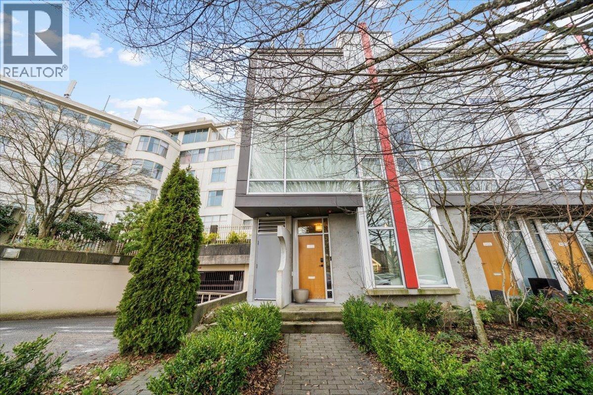 3485 VICTORIA DRIVE, vancouver, British Columbia