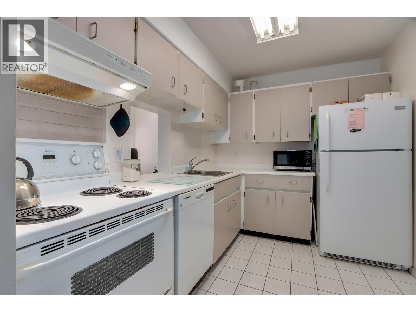 510 2008 Fullerton Avenue, North Vancouver, British Columbia  V7P 3G7 - Photo 4 - R3097519