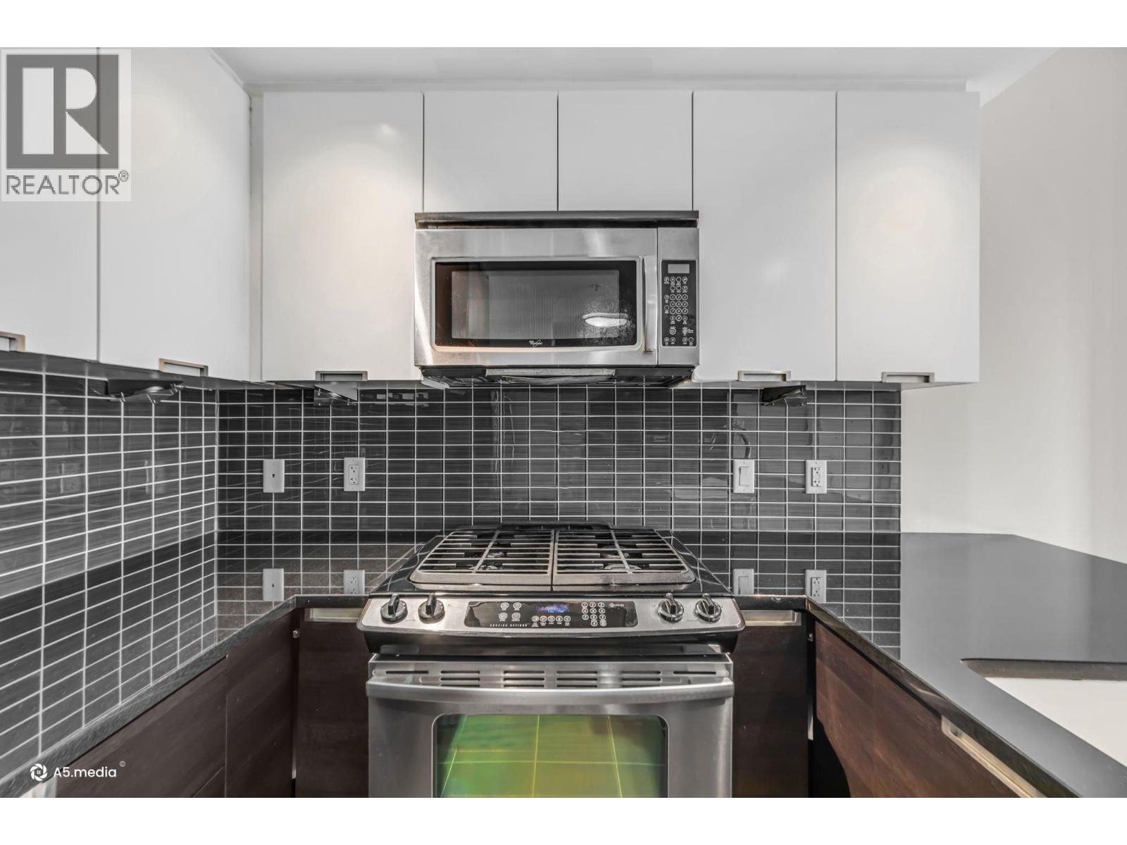 706 2968 Glen Drive, Coquitlam, British Columbia  V3B 0C4 - Photo 10 - R3097523