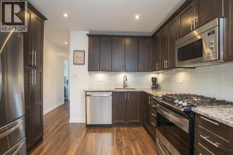 300 Douglas Crescent, Richmond, British Columbia  V7B 1E5 - Photo 9 - R3097514