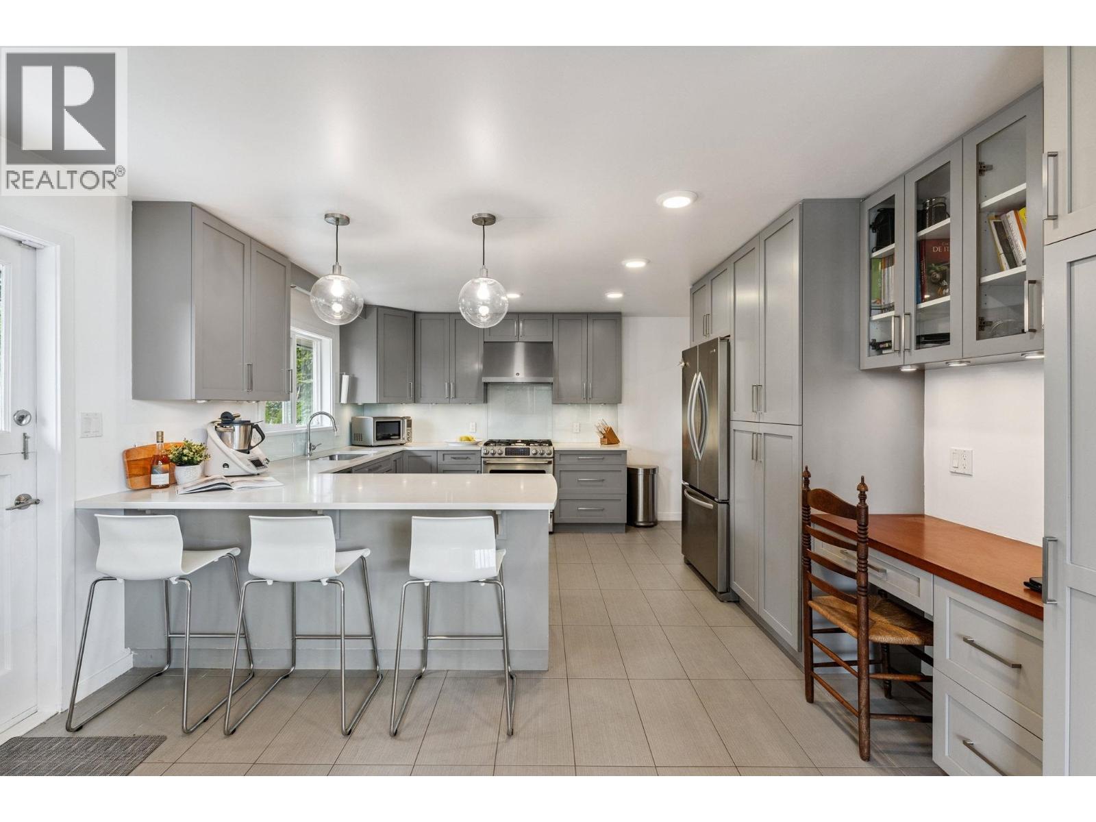 4375 Woodcrest Road, West Vancouver, British Columbia  V7S 2V9 - Photo 5 - R3097527