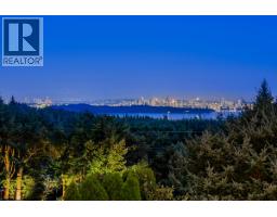 4375 WOODCREST ROAD, West Vancouver, British Columbia