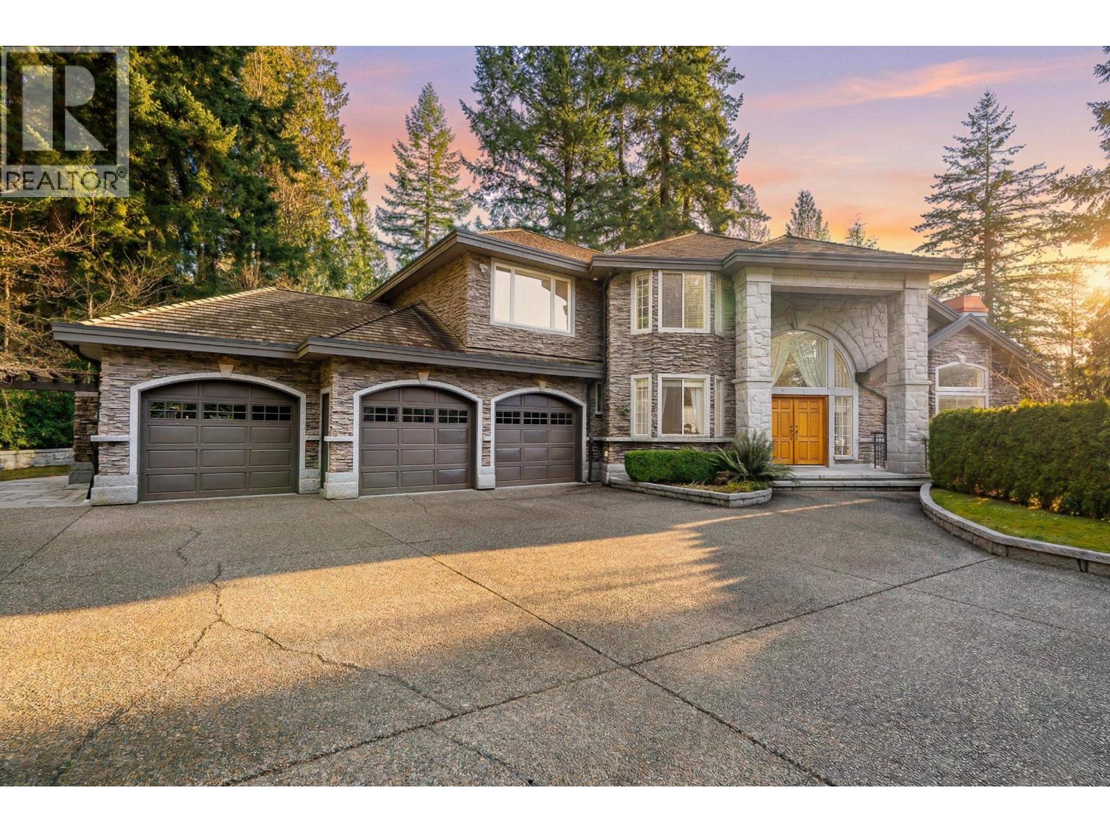 188 Wyndham Crescent, Anmore, British Columbia  V3H 4X9 - Photo 2 - R3097575