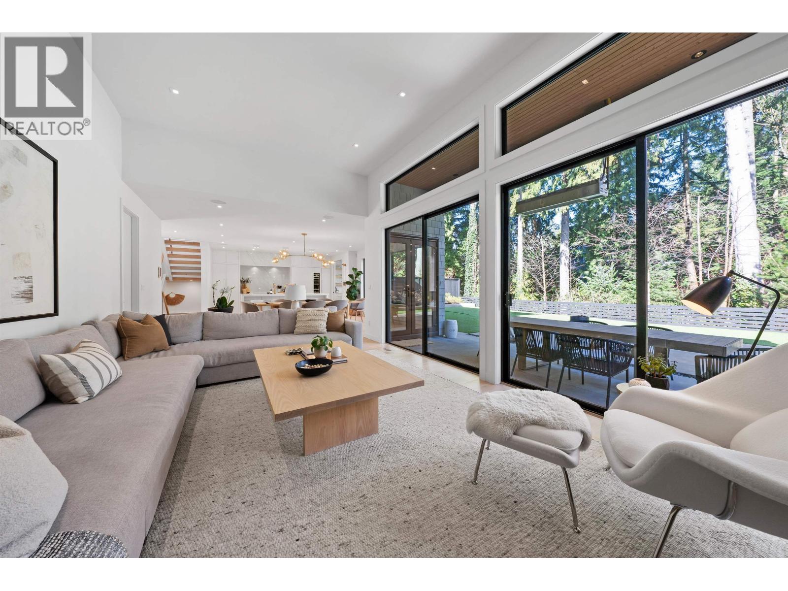 968 Belvista Crescent, North Vancouver, British Columbia  V7R 2B4 - Photo 15 - R3097580