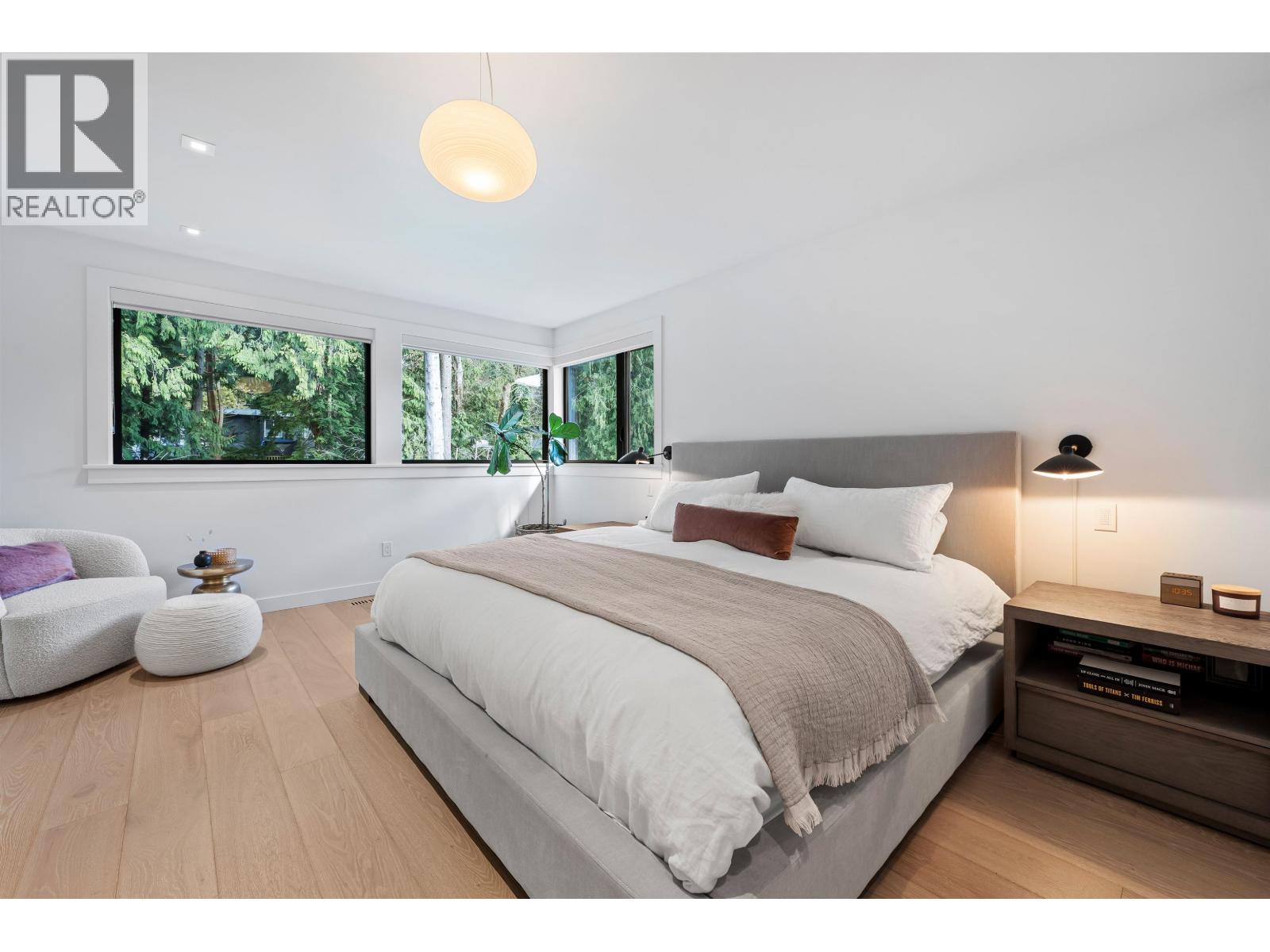 968 Belvista Crescent, North Vancouver, British Columbia  V7R 2B4 - Photo 18 - R3097580