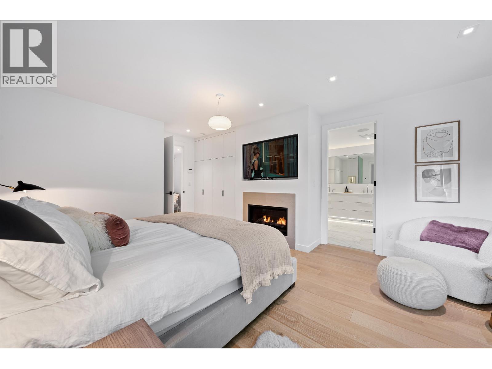 968 Belvista Crescent, North Vancouver, British Columbia  V7R 2B4 - Photo 20 - R3097580