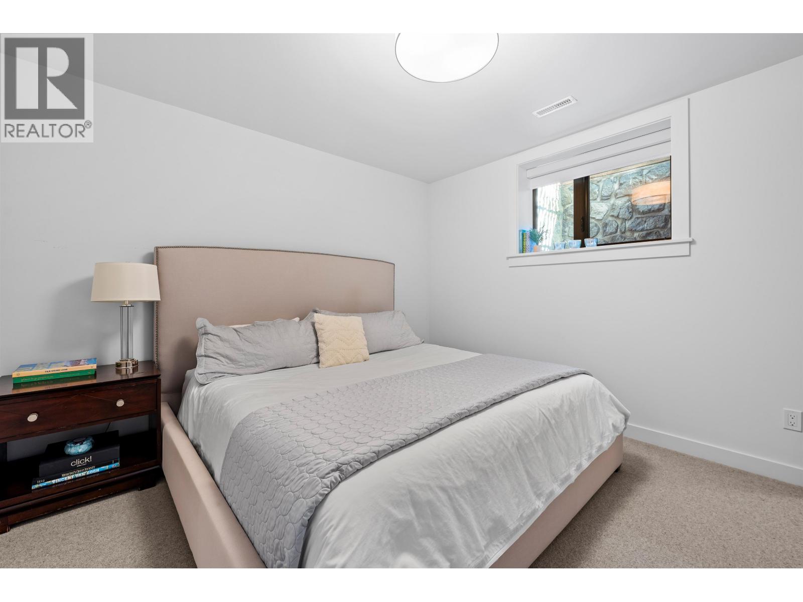 968 Belvista Crescent, North Vancouver, British Columbia  V7R 2B4 - Photo 36 - R3097580