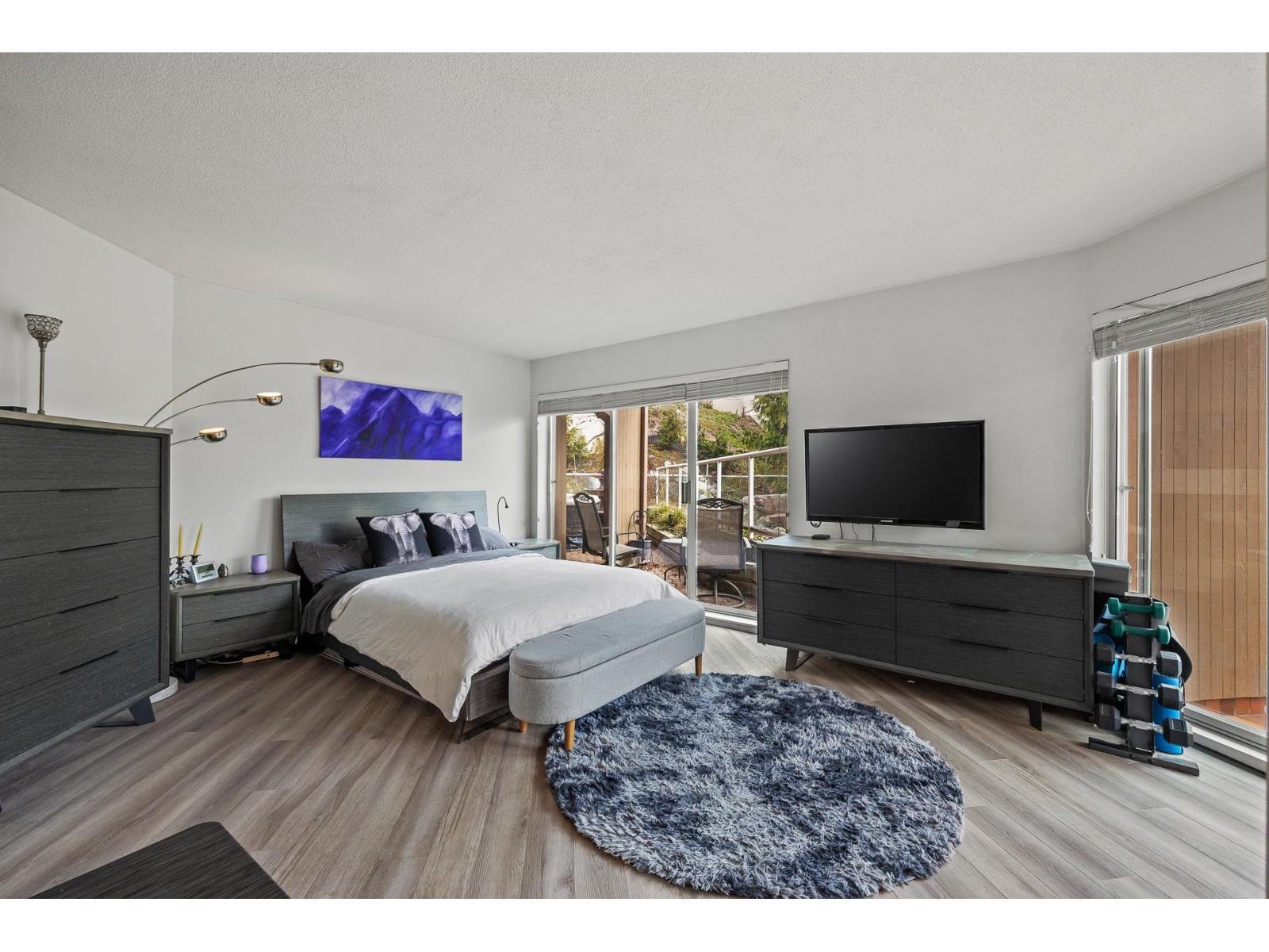 102 15025 Victoria Avenue, White Rock, British Columbia  V4B 1G2 - Photo 15 - R3097161