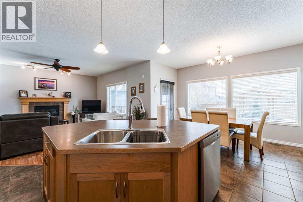 461 Boulder Creek Way Se, Langdon, Alberta  T0J 1X3 - Photo 7 - A2276704