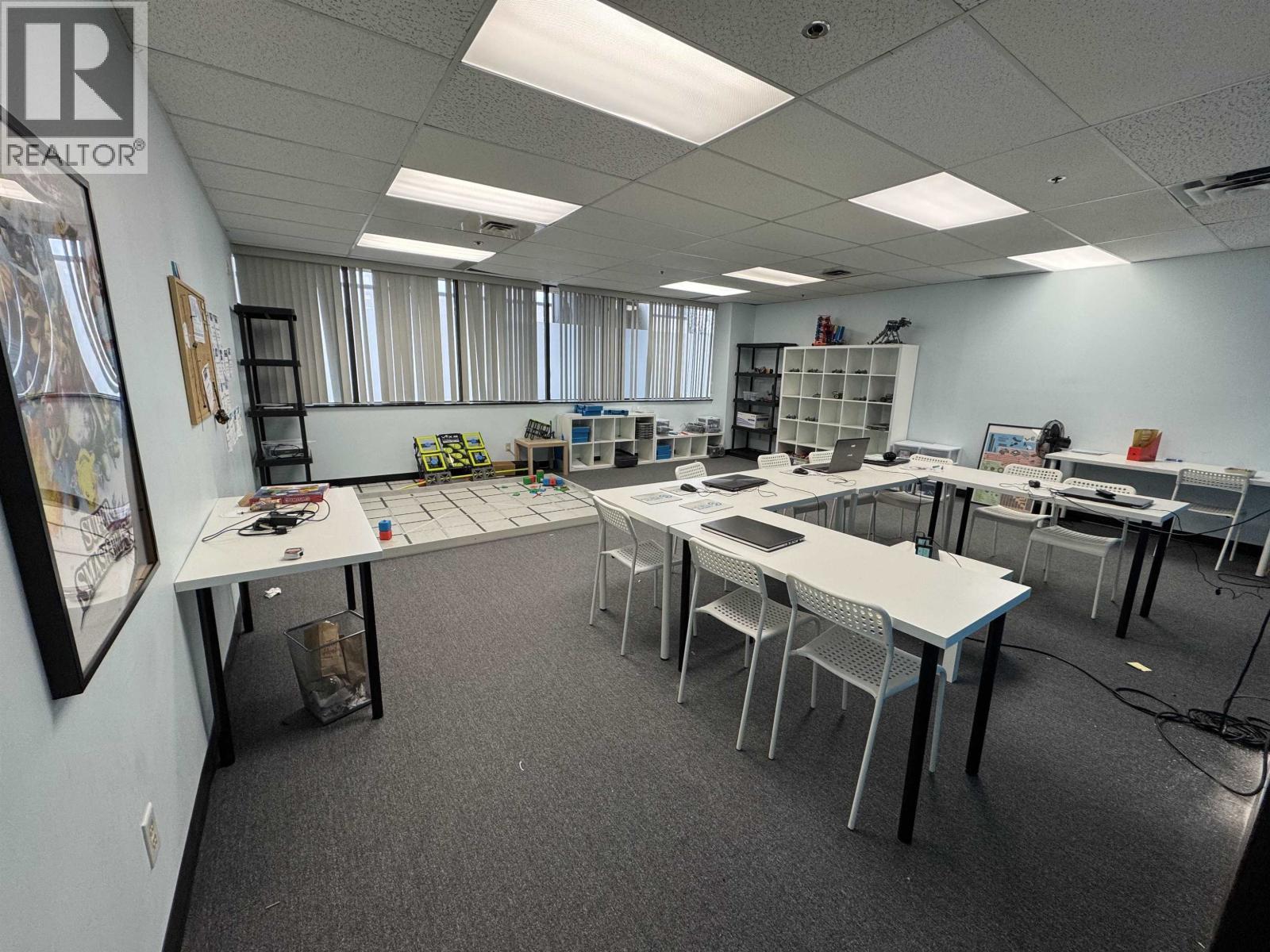 223a 3030 Lincoln Avenue, Coquitlam, British Columbia  V3N 2H6 - Photo 5 - C8076843