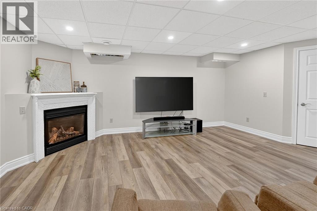 23 Tamarack Court, Grimsby, Ontario  L3M 5M2 - Photo 39 - 40809562