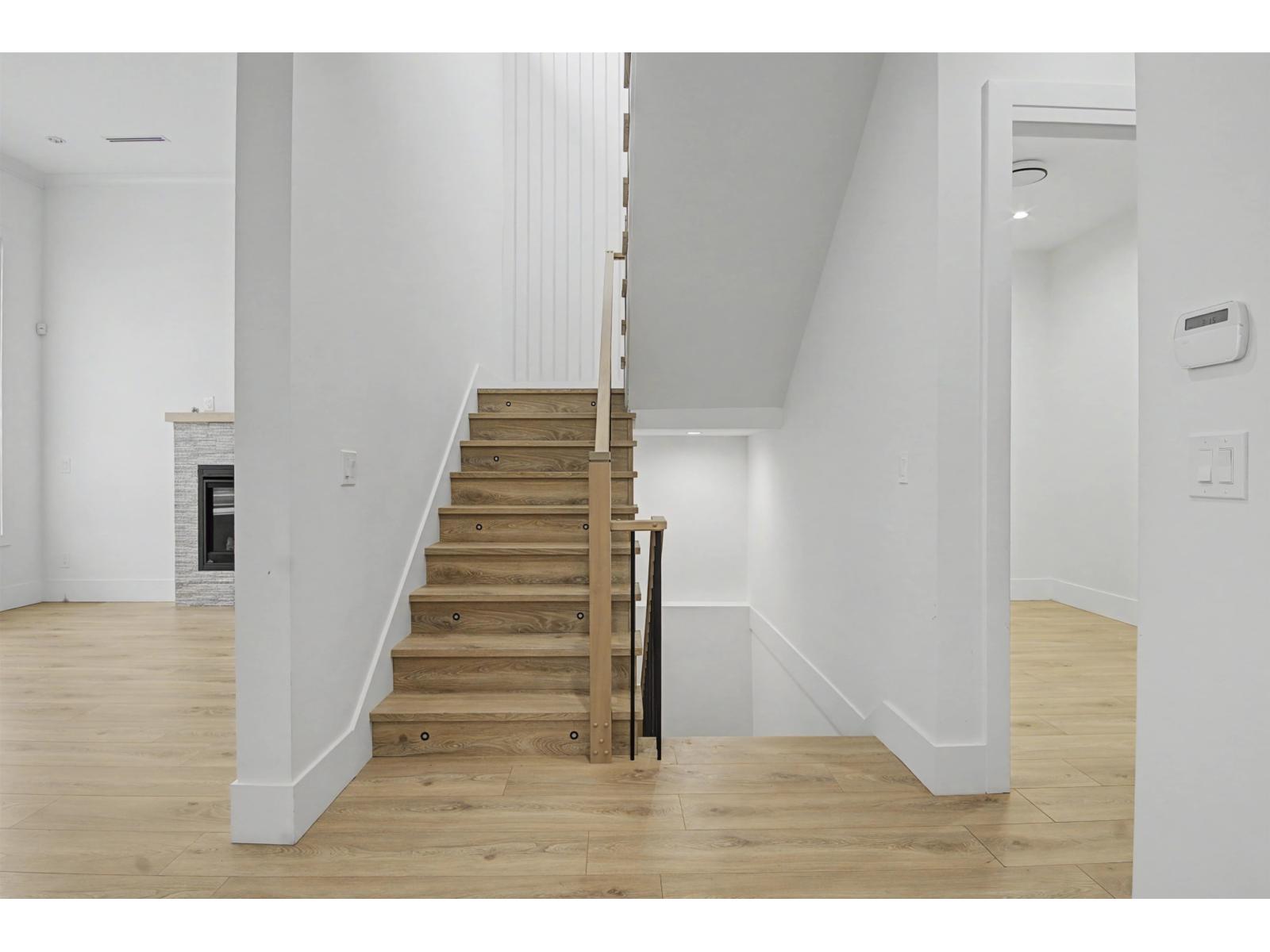 16685 15a Avenue, Surrey, British Columbia  V3S 9X7 - Photo 9 - R3097062