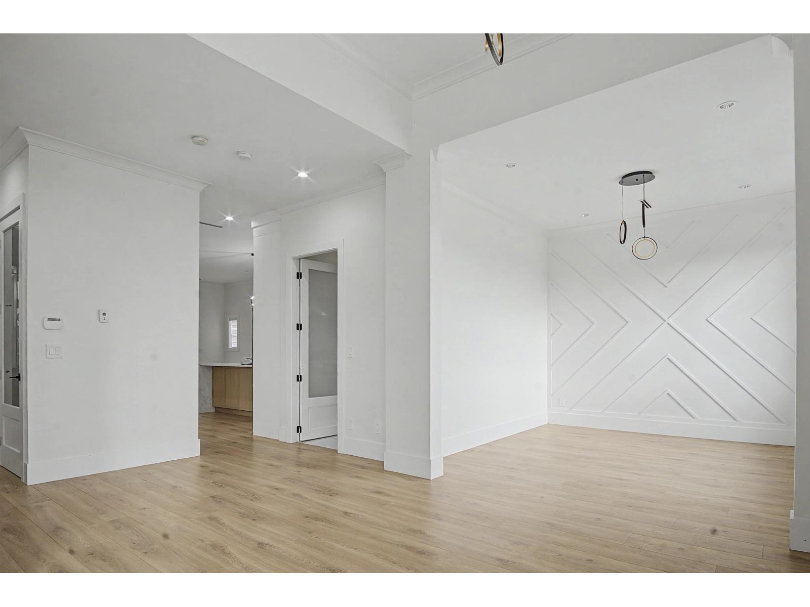 16685 15a Avenue, Surrey, British Columbia  V3S 9X7 - Photo 8 - R3097062