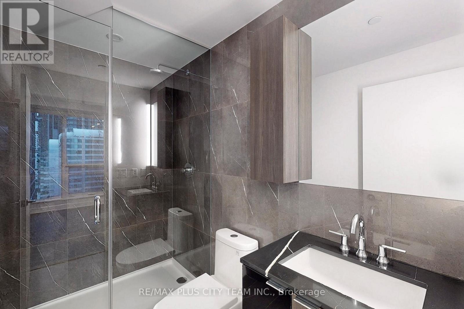 1613 - 35 Mercer Street, Toronto (Waterfront Communities), Ontario  M5V 0V1 - Photo 15 - C12863062