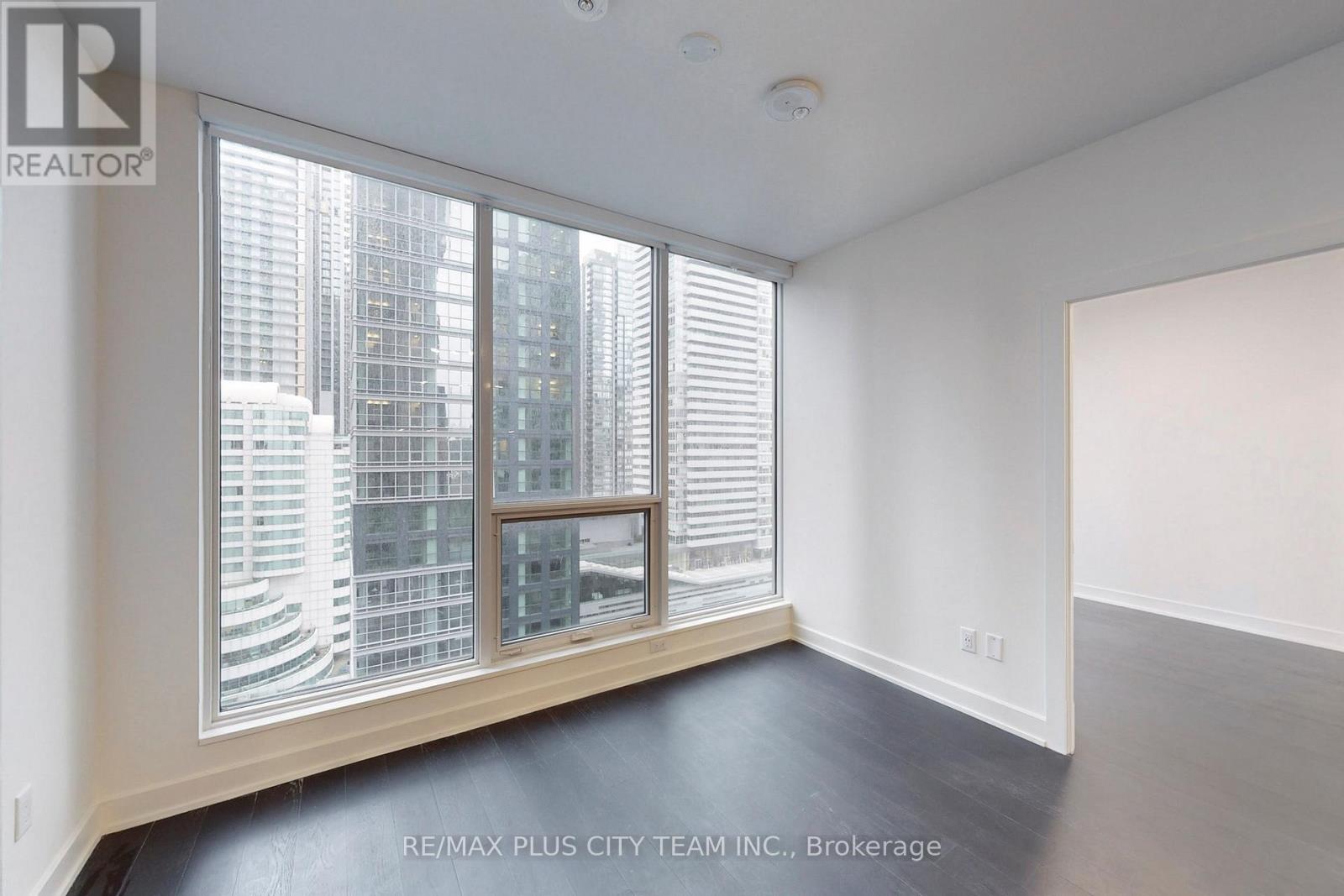 1613 - 35 Mercer Street, Toronto (Waterfront Communities), Ontario  M5V 0V1 - Photo 2 - C12863062