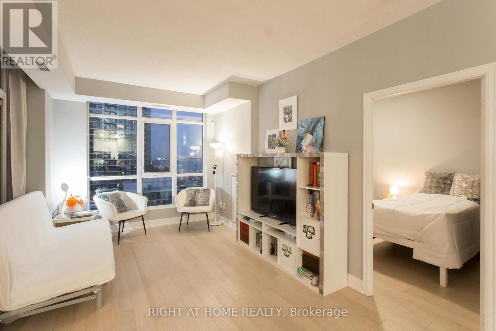 1508 - 21 Grand Magazine Street, Toronto, Ontario  M5V 1B5 - Photo 18 - C12863148