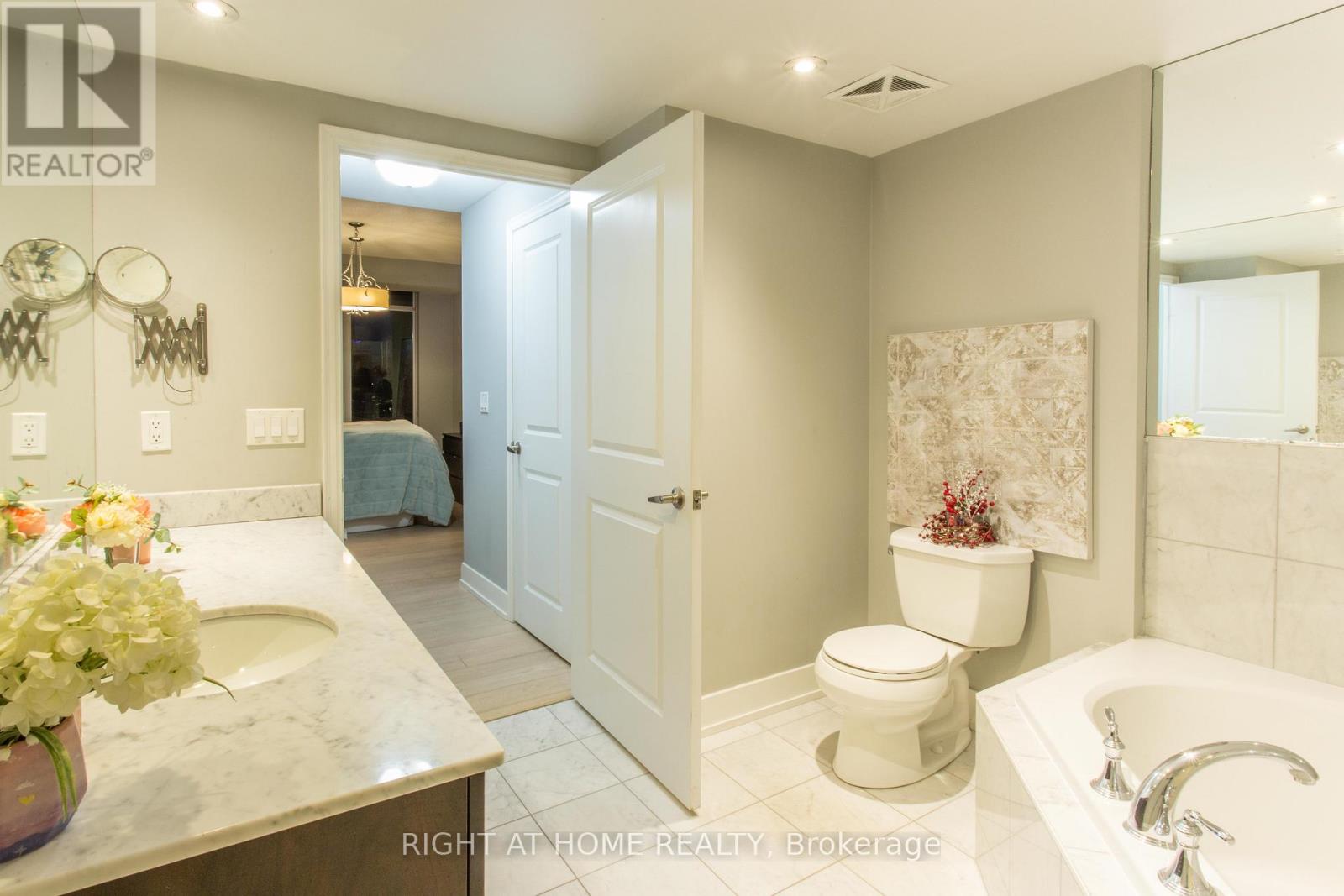 1508 - 21 Grand Magazine Street, Toronto, Ontario  M5V 1B5 - Photo 20 - C12863148