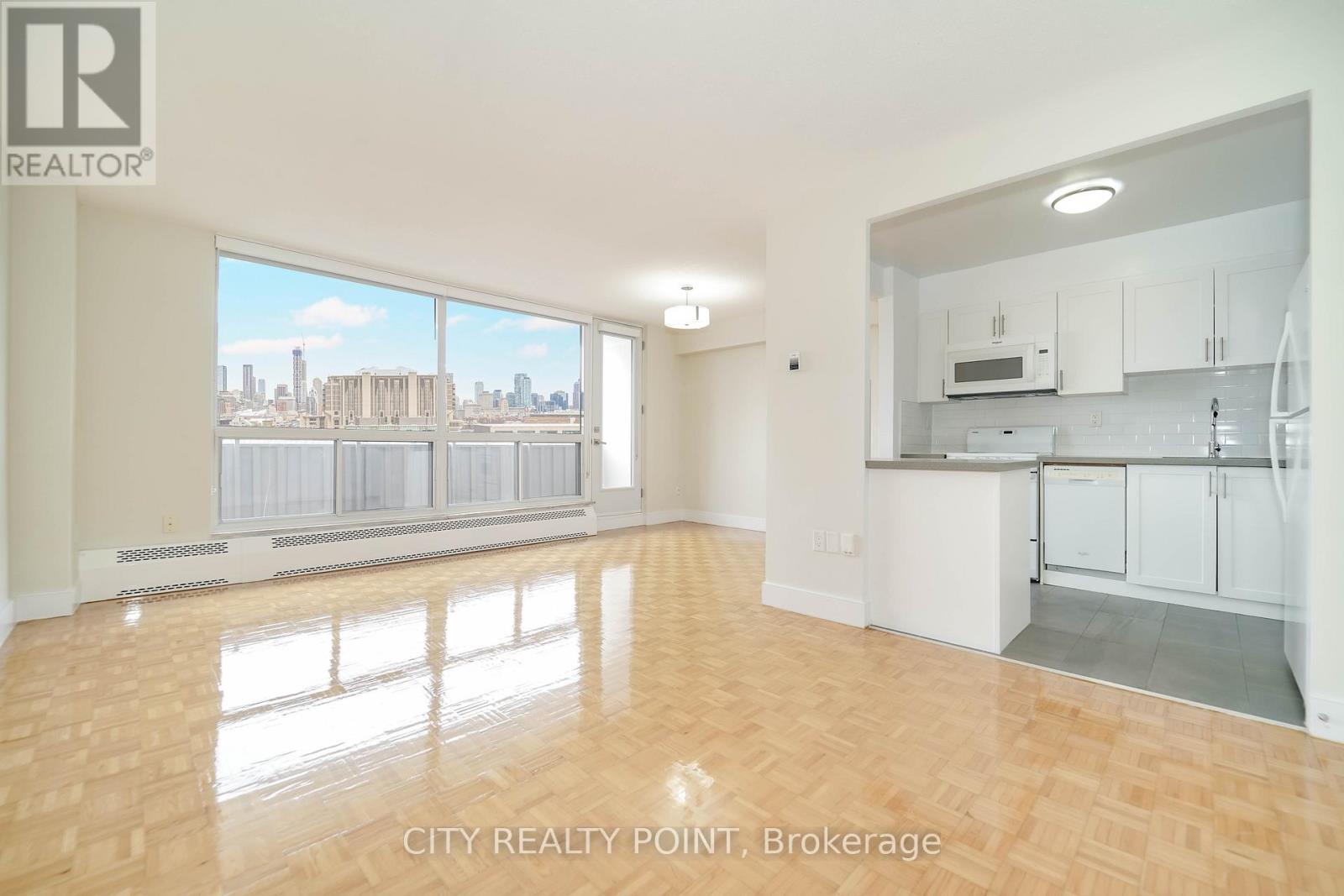 2403 - 666 SPADINA AVENUE, Toronto, Ontario