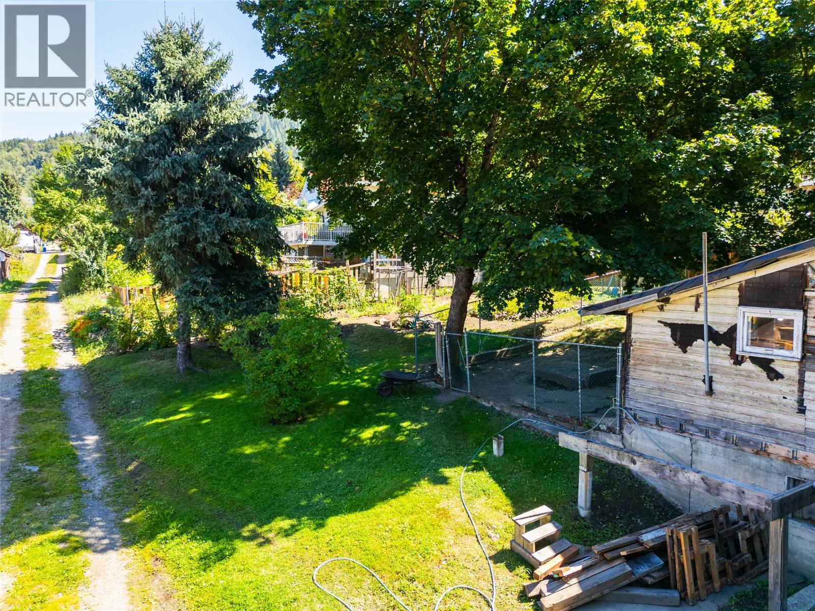 1417 Stanley Street, Nelson, British Columbia  V1L 1R2 - Photo 47 - 10378614