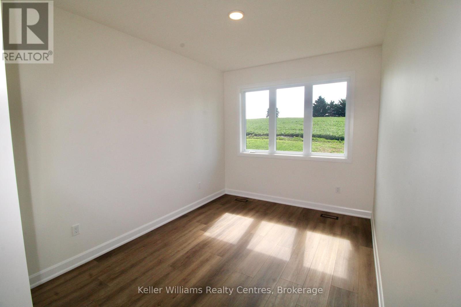 3 - 260 7th Street, Hanover, Ontario  N4N 1G9 - Photo 10 - X12641216