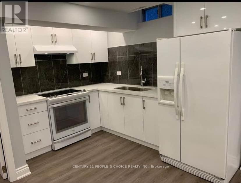 6 Lockwood Road, Brampton (Fletcher's West), Ontario  L6Y 4S6 - Photo 17 - W12851188