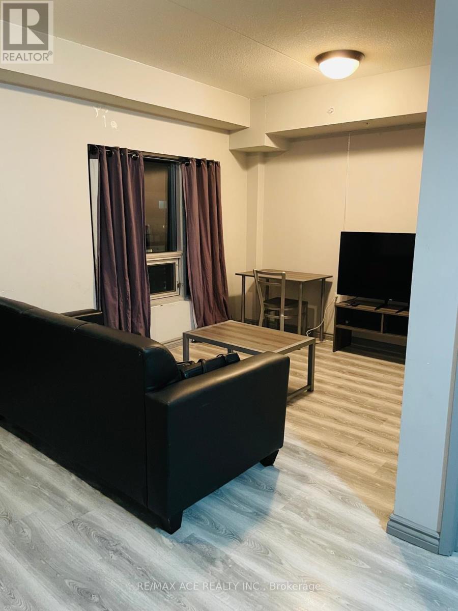 F-207 - 275 Larch Street, Waterloo, Ontario  N2L 3R2 - Photo 9 - X12762568