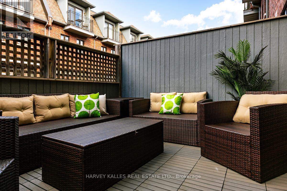 16 Powseland Crescent, Vaughan, Ontario L4L 0C5 - Photo 39 - N12863026