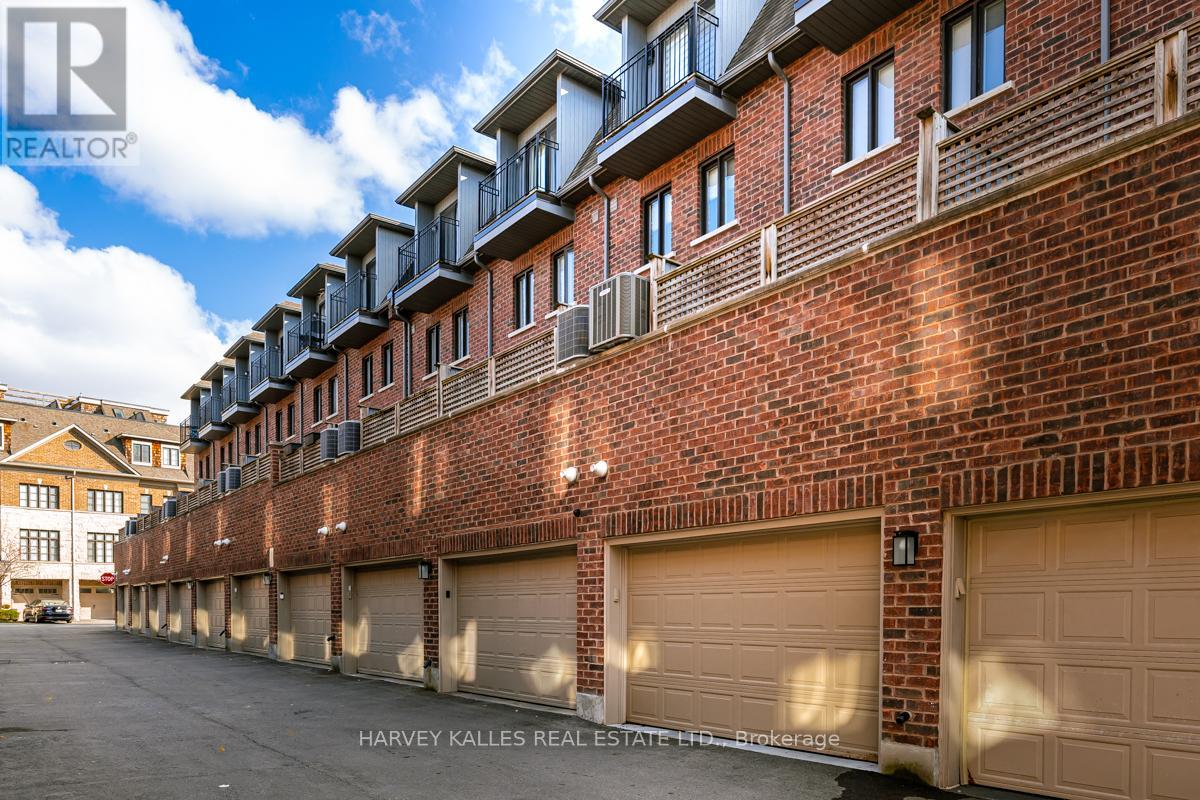 16 Powseland Crescent, Vaughan, Ontario L4L 0C5 - Photo 42 - N12863026