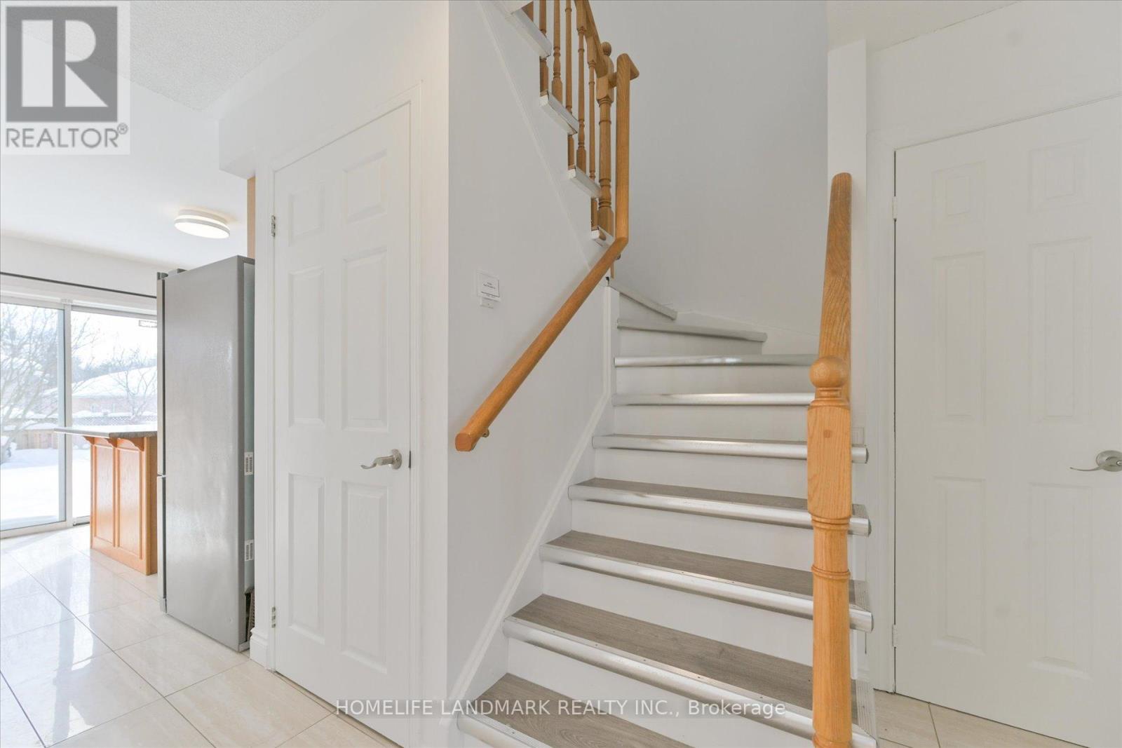 29 Drake Drive, Barrie (Painswick South), Ontario  L4N 8W3 - Photo 15 - S12863158