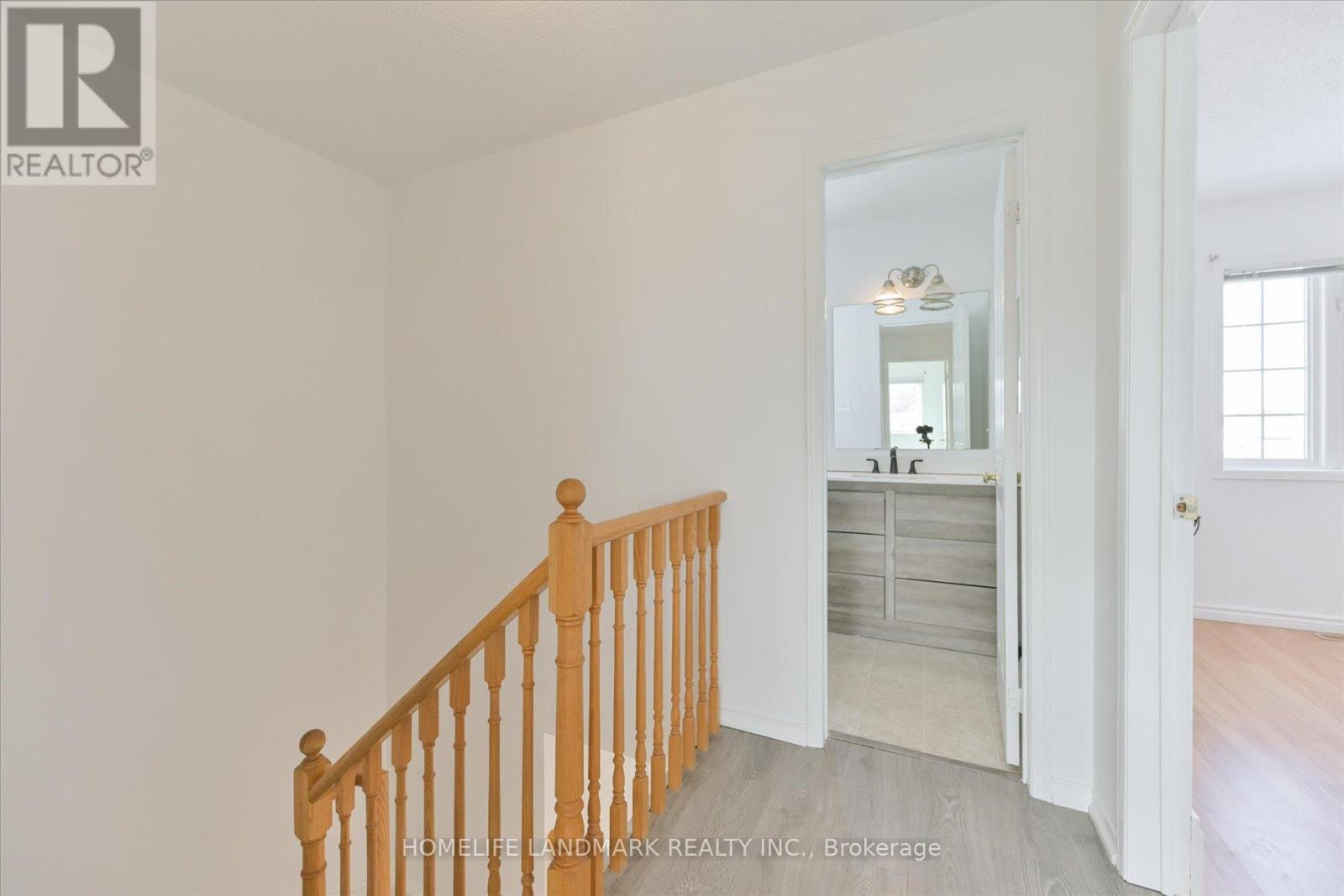 29 Drake Drive, Barrie (Painswick South), Ontario  L4N 8W3 - Photo 17 - S12863158