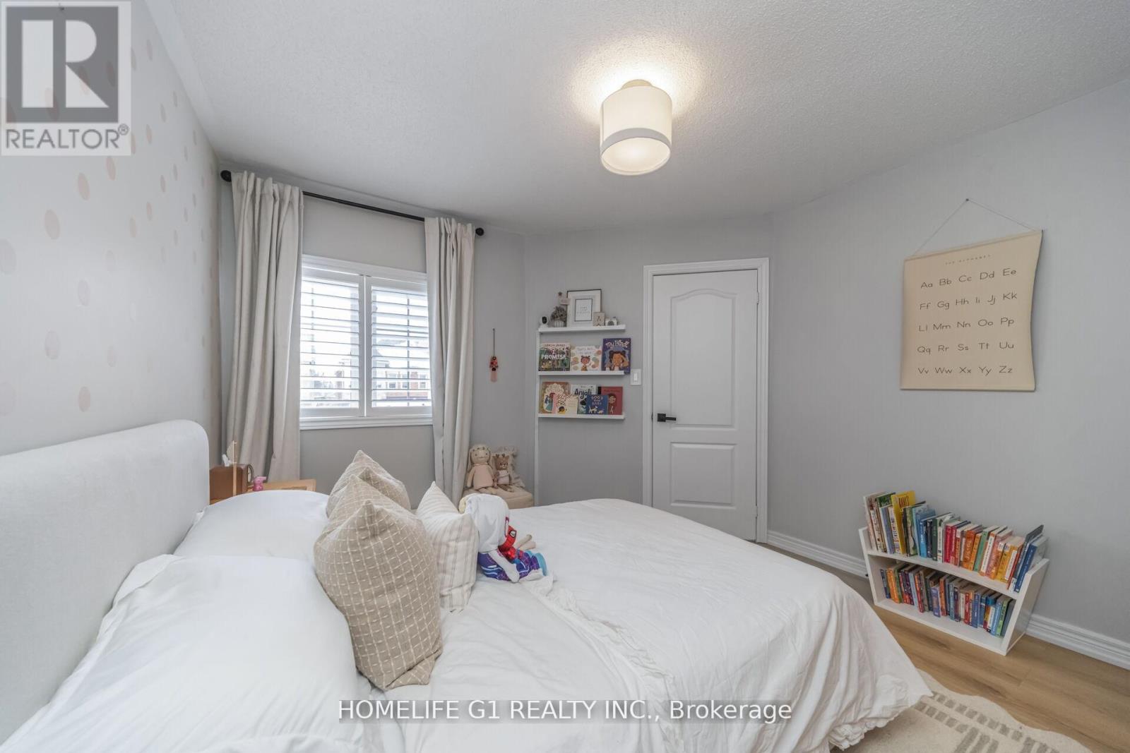 53 Humbershed Crescent, Caledon, Ontario  L7E 2X4 - Photo 21 - W12863032