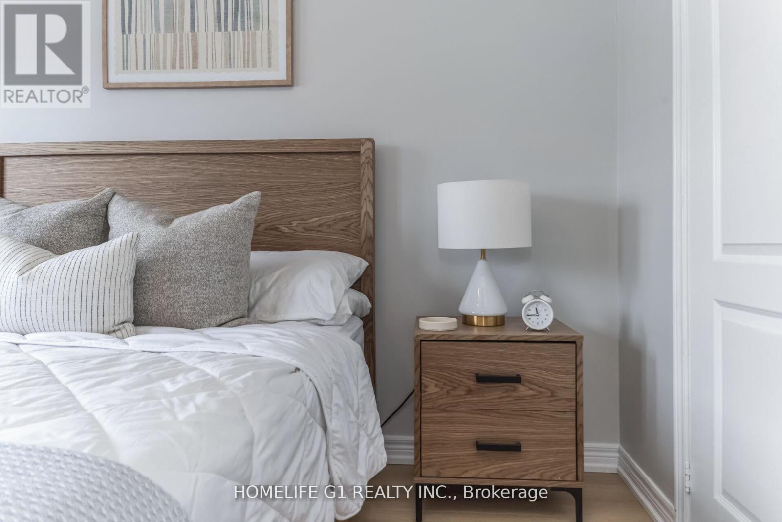 53 Humbershed Crescent, Caledon, Ontario  L7E 2X4 - Photo 24 - W12863032