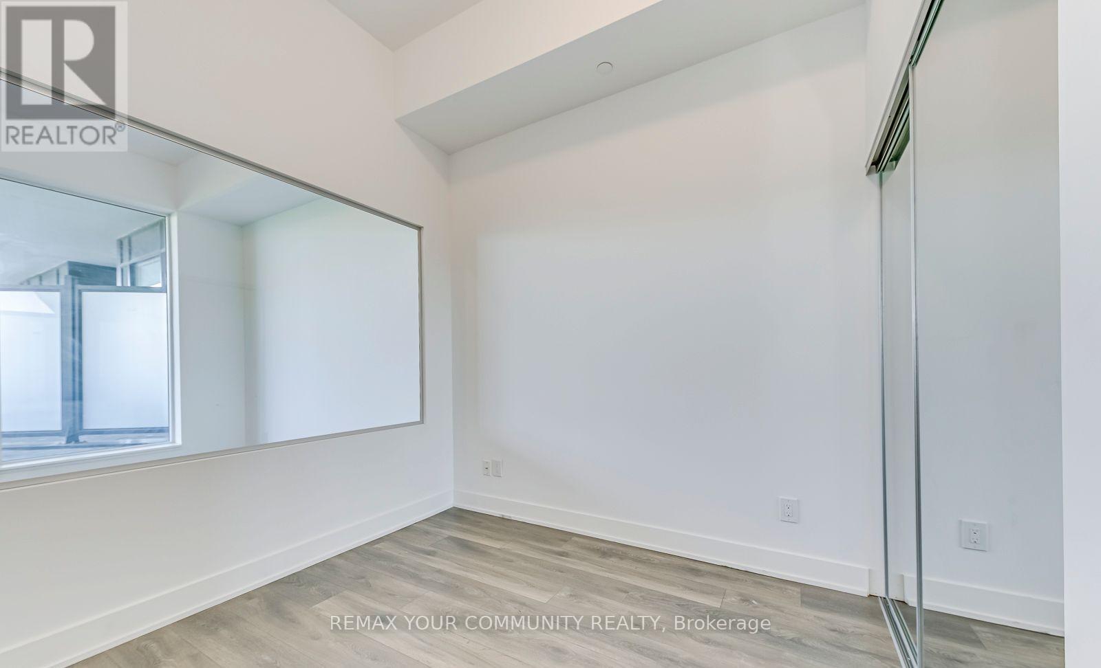 230 - 2485 Taunton Road, Oakville, Ontario  L6H 3R8 - Photo 9 - W12863054