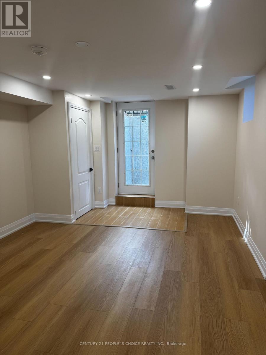 Bsmt - 4029 Powderhorn Court, Mississauga, Ontario  L5L 3C3 - Photo 6 - W12863106