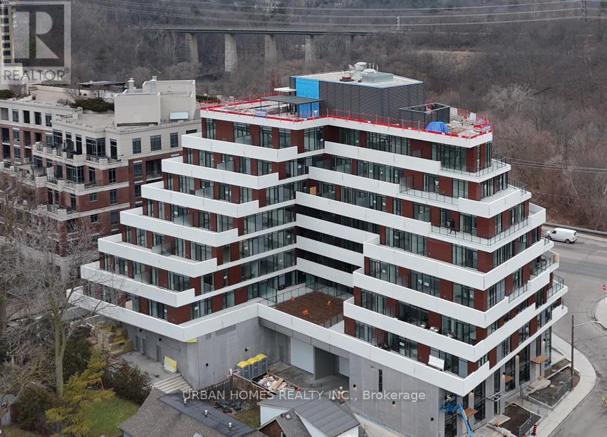 610 - 160 KINGSWAY CRESCENT, Toronto, Ontario