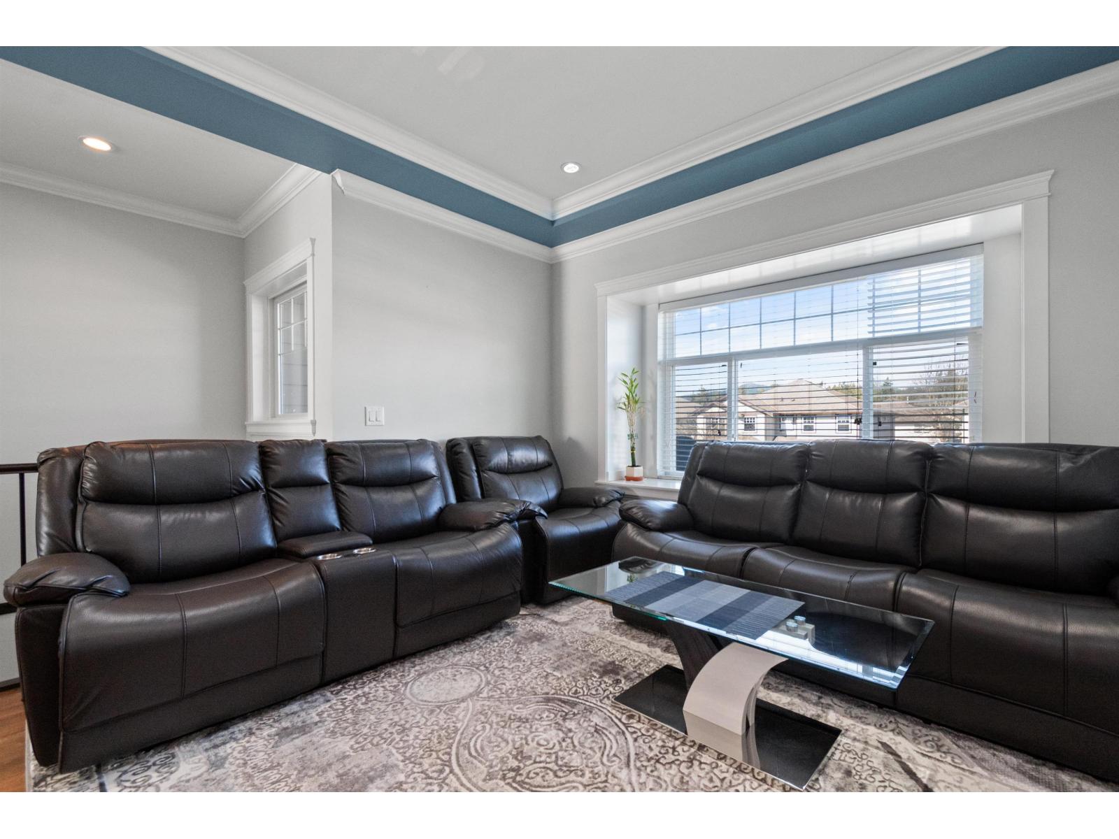 33008 Egglestone Avenue, Mission, British Columbia  V2V 7R7 - Photo 6 - R3097029