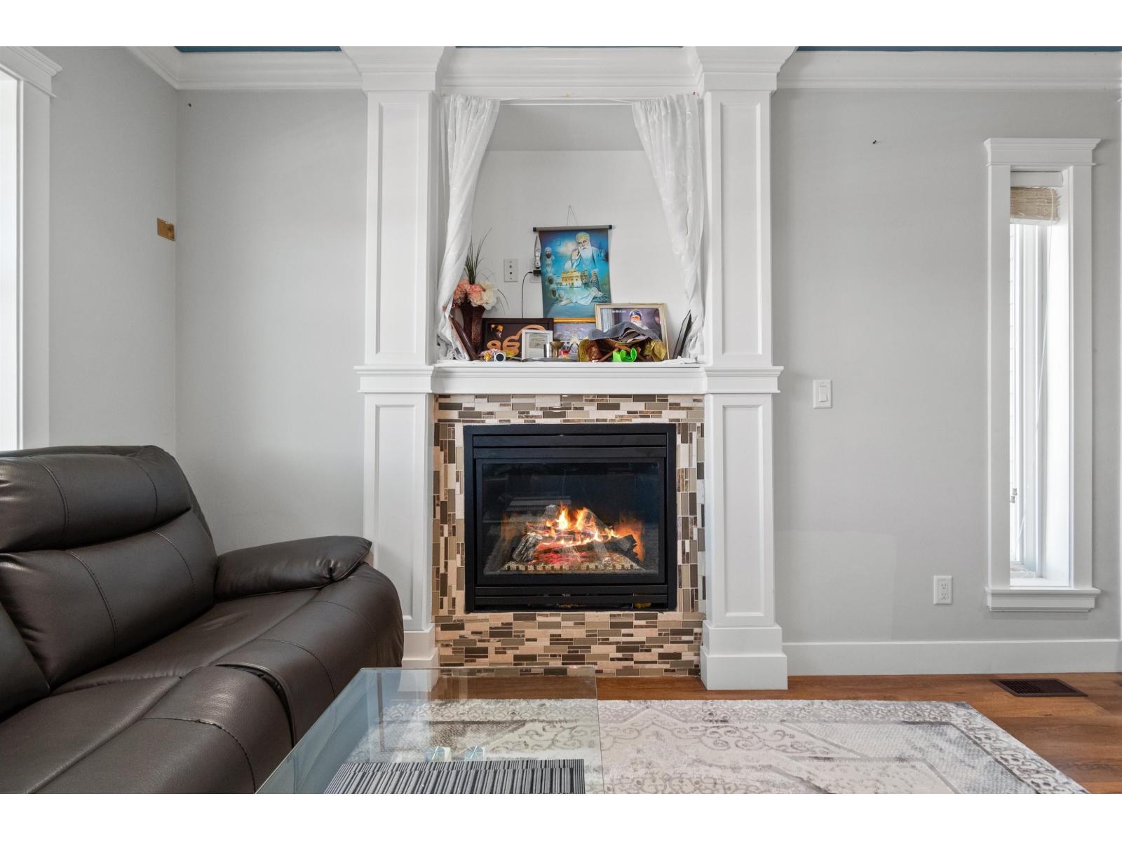 33008 Egglestone Avenue, Mission, British Columbia  V2V 7R7 - Photo 4 - R3097029