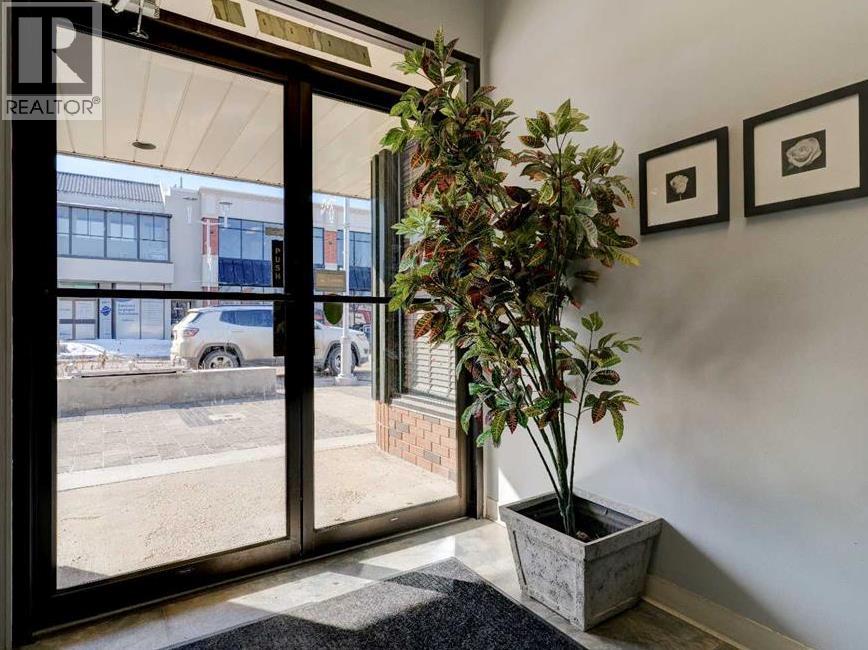 10018 101 Avenue, Grande Prairie, Alberta  T8V 0Y1 - Photo 1 - A2290782