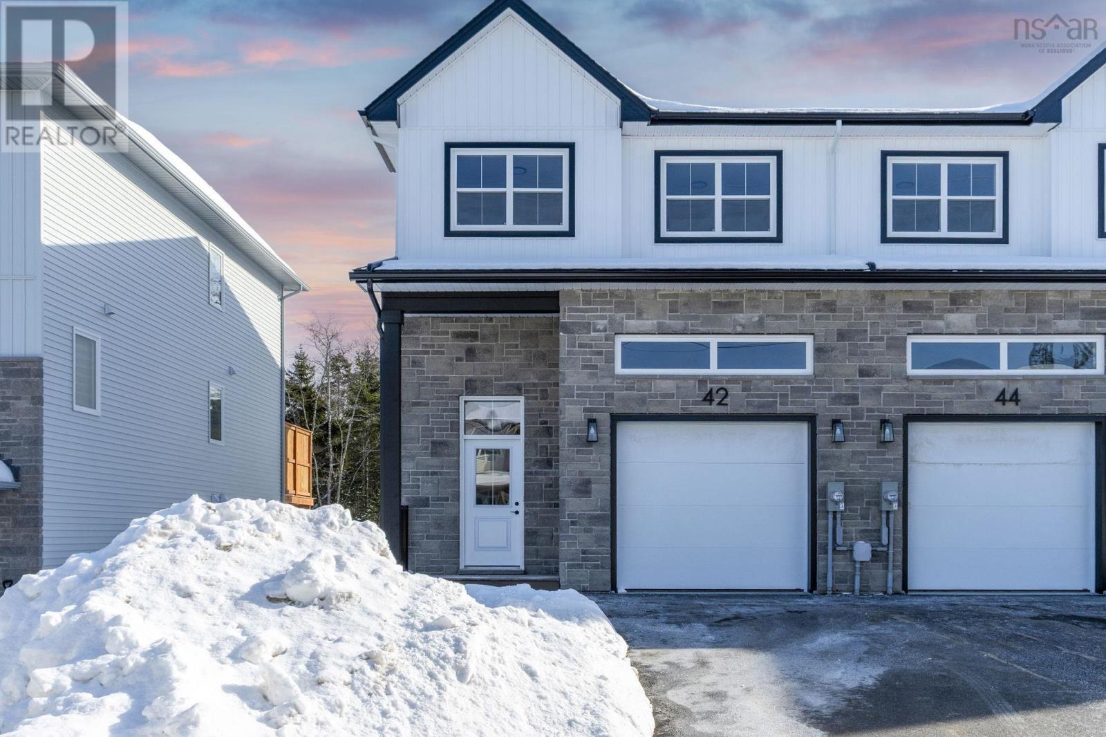 SMD-5A 42 Simona Drive, Dartmouth, Nova Scotia