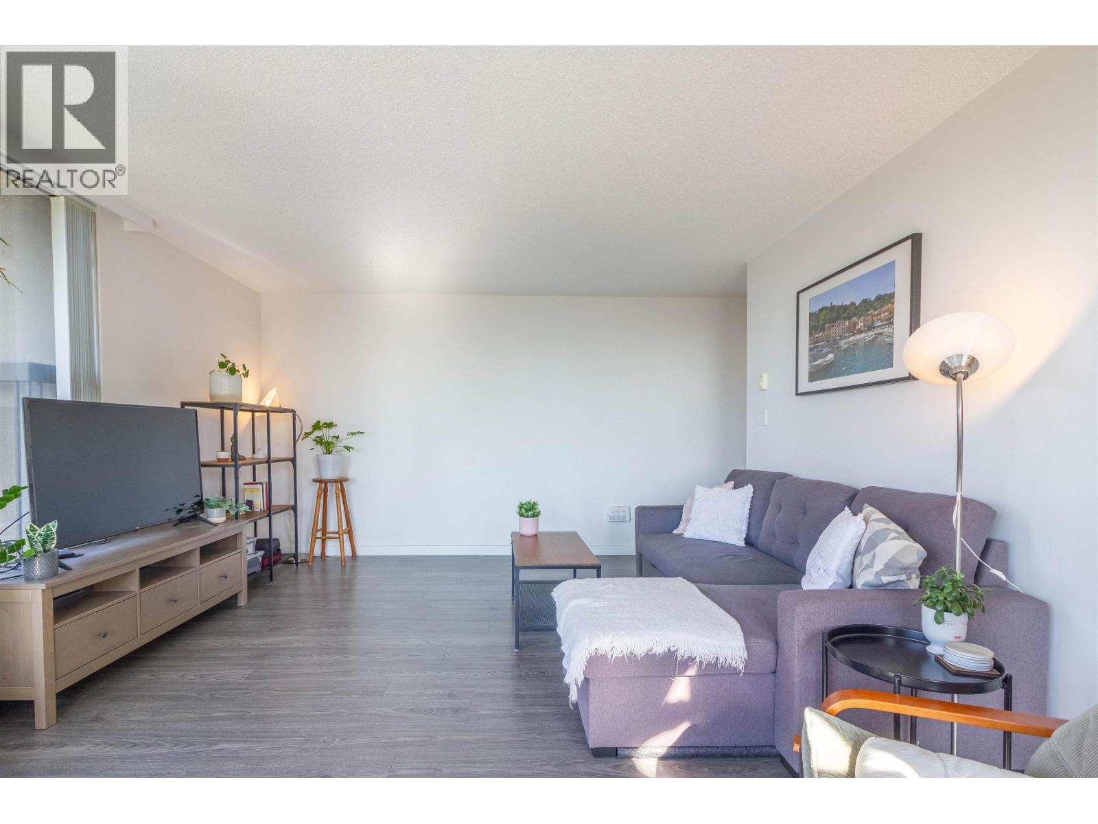 908 2041 Bellwood Avenue, Burnaby, British Columbia  V5B 4V5 - Photo 4 - R3097505