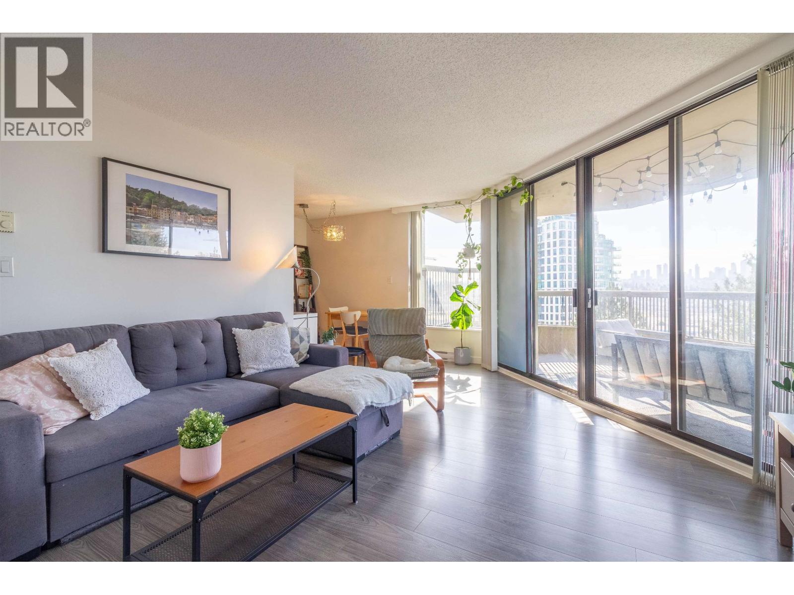 908 2041 Bellwood Avenue, Burnaby, British Columbia  V5B 4V5 - Photo 5 - R3097505