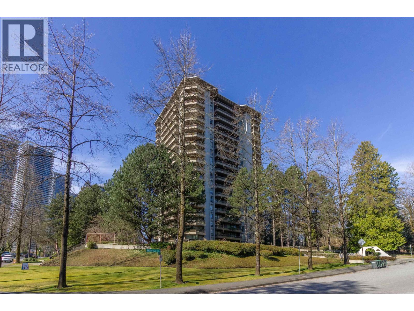 908 2041 Bellwood Avenue, Burnaby, British Columbia  V5B 4V5 - Photo 1 - R3097505