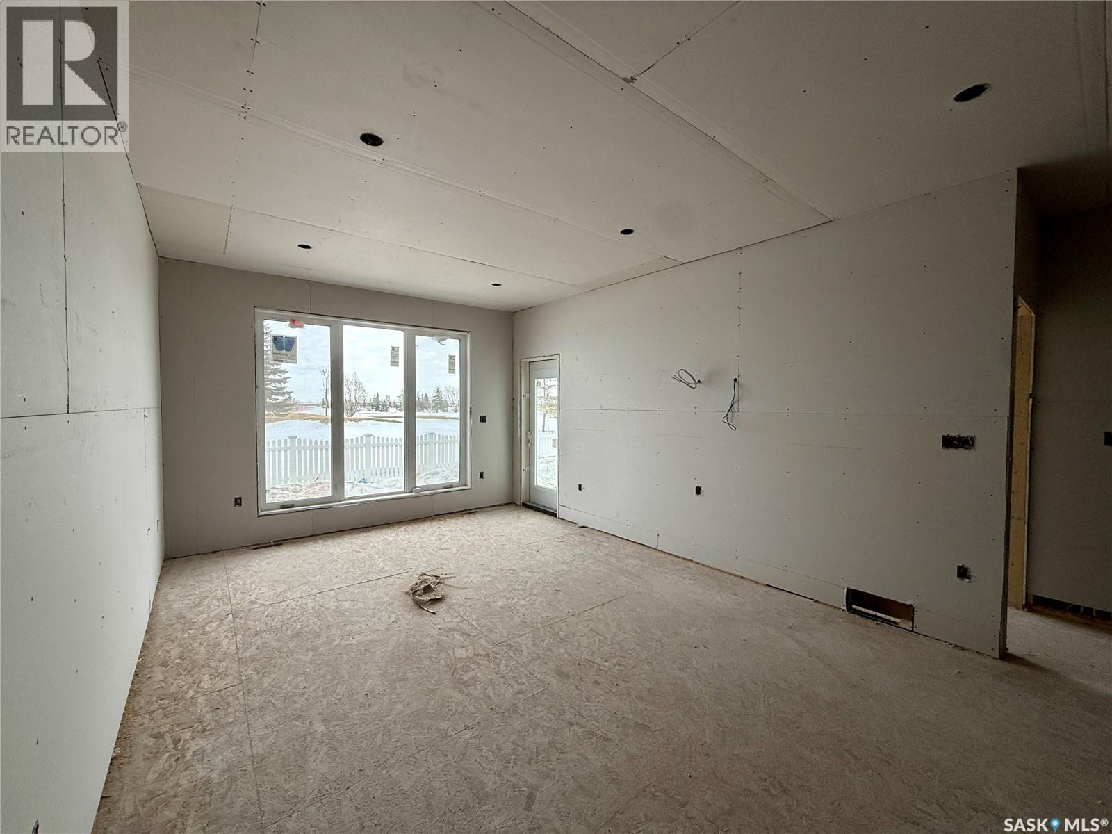 858 Delaet Bay, Warman, Saskatchewan  S0K 4S0 - Photo 6 - SK030029