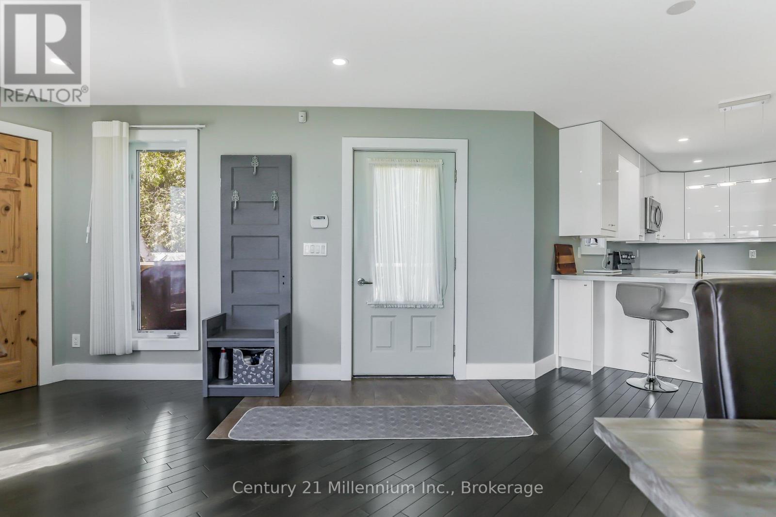 119 Pine Tree Harbour Road, Northern Bruce Peninsula, Ontario  N0H 1Z0 - Photo 12 - X12860516