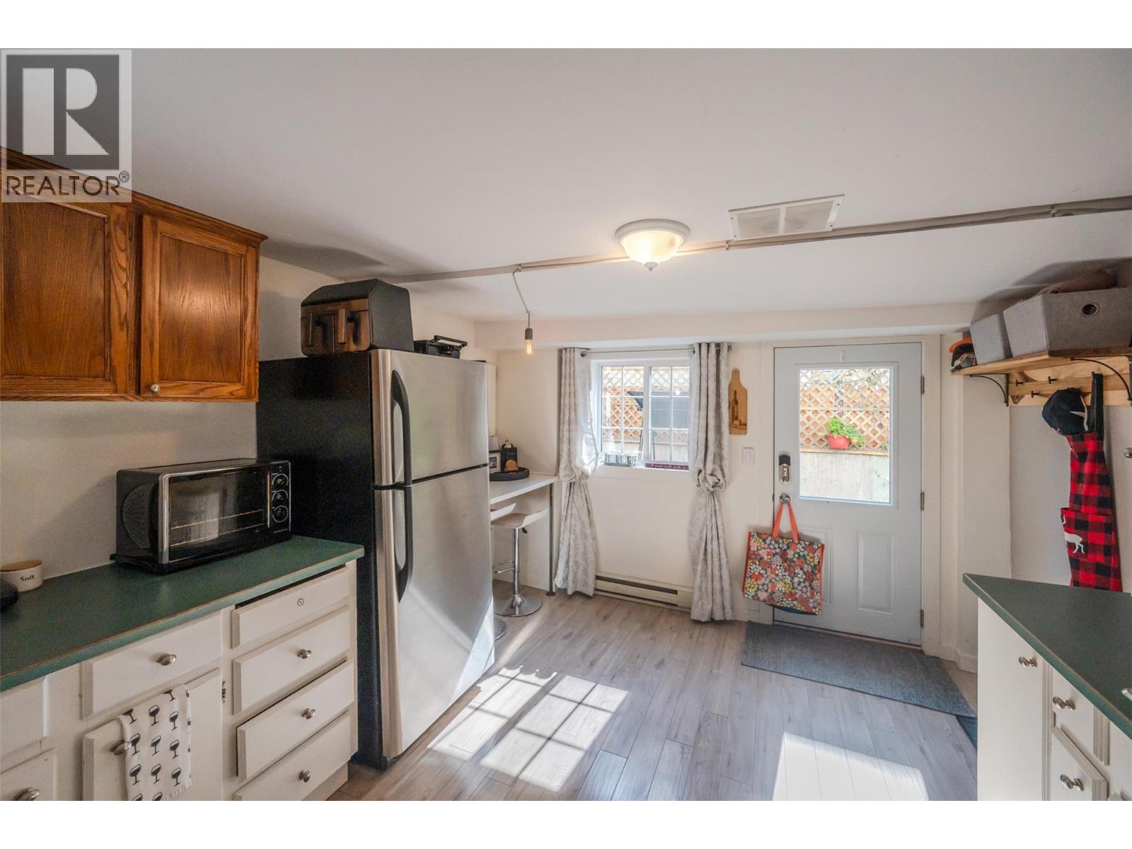 294 Norton Street, Penticton, British Columbia  V2A 4H7 - Photo 24 - 10378670