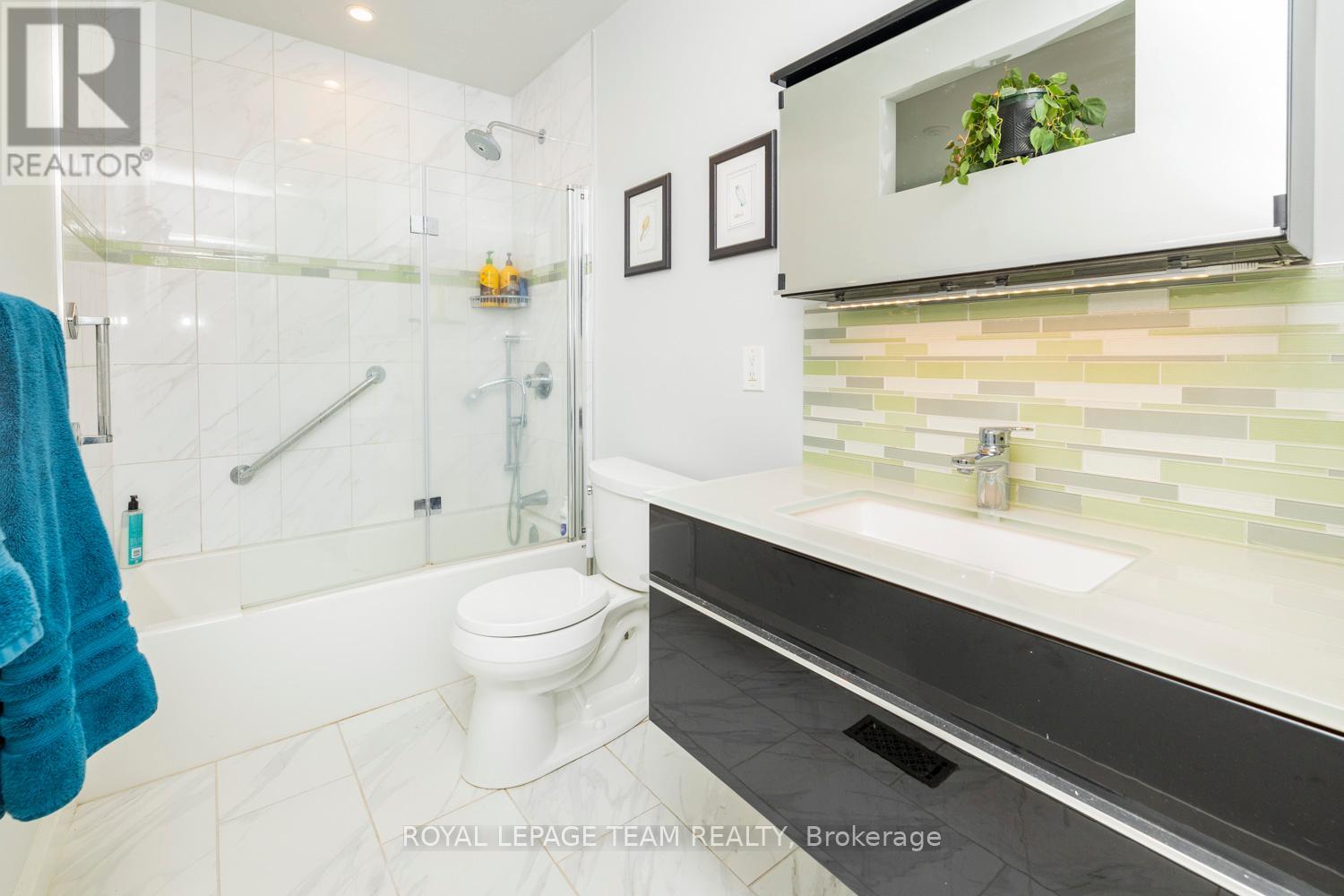 54 - 121 Buell Street, Ottawa, Ontario  K1Z 7E7 - Photo 32 - X12862368