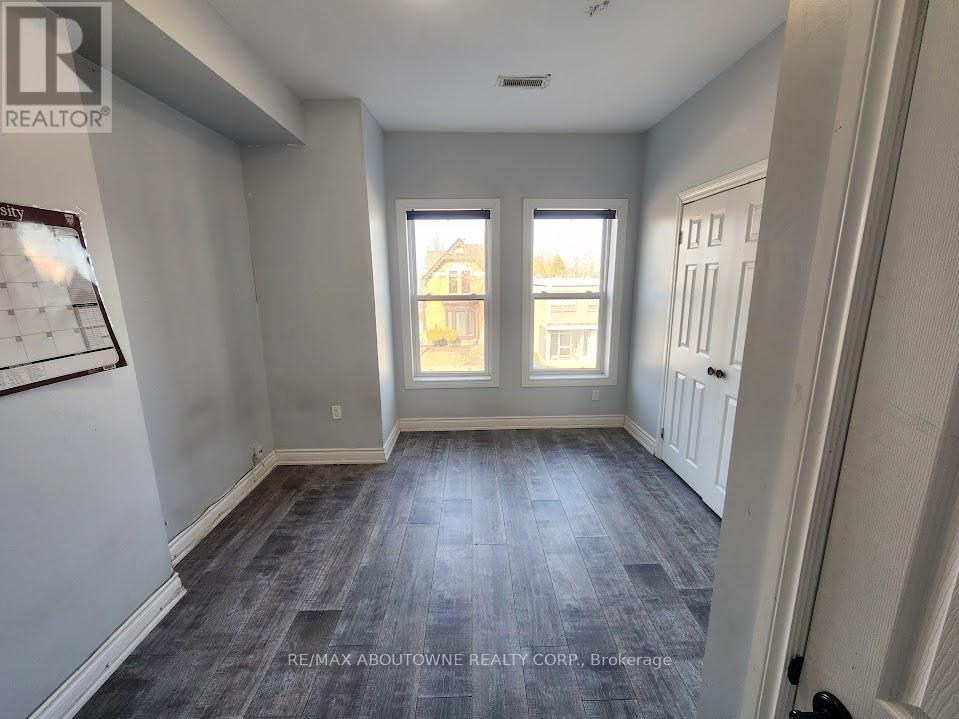 2 - 498 Main Street E, Hamilton, Ontario  L8N 1K7 - Photo 12 - X12746218